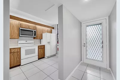 1713 Whitehall Drive #103, Davie, FL 33324 - Photo 5