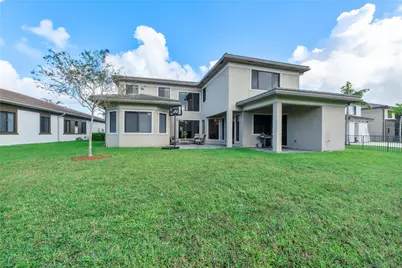 10472 Cobalt Court, Parkland, FL 33076 - Photo 23