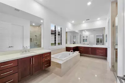 10472 Cobalt Court, Parkland, FL 33076 - Photo 9