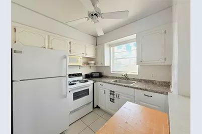204 Oakridge M #204, Deerfield Beach, FL 33442 - Photo 7