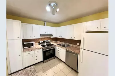 700 SE 2nd Avenue #416, Deerfield Beach, FL 33441 - Photo 5
