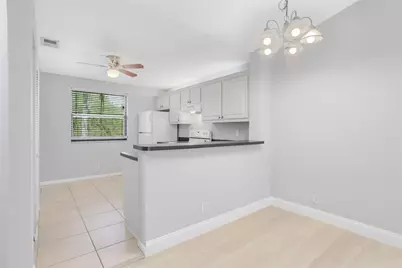 10131 W Sunrise Boulevard #306, Plantation, FL 33322 - Photo 9