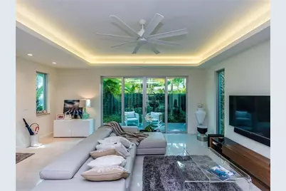 240 Shore Court, Fort Lauderdale, FL 33308 - Photo 11