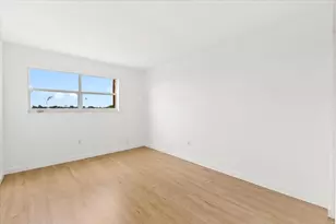 3700 NW 21st St, Lauderdale Lakes, FL 33311 - Photo 15