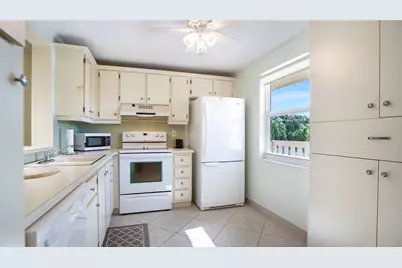 441 SE 3rd Street #201, Dania Beach, FL 33004 - Photo 17