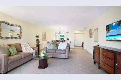 441 SE 3rd Street #201, Dania Beach, FL 33004 - Photo 9