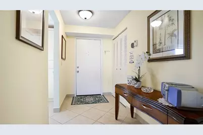 441 SE 3rd Street #201, Dania Beach, FL 33004 - Photo 5