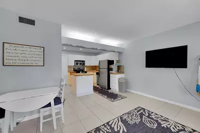 4627 Bougainvilla Drive #1A, Fort Lauderdale, FL 33308 - Photo 9