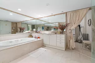 209 N Birch Rd, Fort Lauderdale, FL 33304 - Photo 29