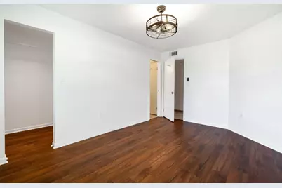 927 NE 199 Street #202, Miami, FL 33179 - Photo 37