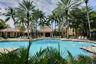 7940 N Nob Hill Rd, Tamarac, FL 33321 - Photo 5