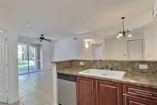 7940 N Nob Hill Rd, Tamarac, FL 33321 - Photo 17