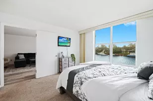 1050 Hillsboro Mile, Hillsboro Beach, FL 33062 - Photo 19