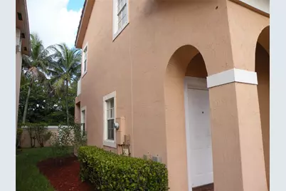 958 NW 127th Avenue, Coral Springs, FL 33071 - Photo 3