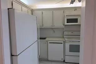 1537 E Hillsboro Blvd, Deerfield Beach, FL 33441 - Photo 11