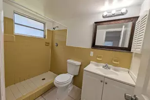 481 Sunshine Dr, Pompano Beach, FL 33066 - Photo 11