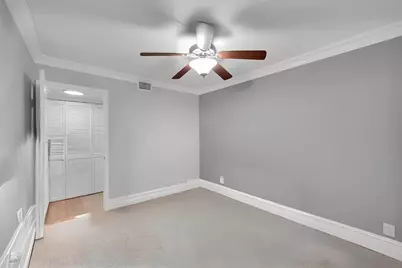 116 Lake Emerald Drive #401, Fort Lauderdale, FL 33309 - Photo 17