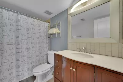 116 Lake Emerald Drive #401, Fort Lauderdale, FL 33309 - Photo 11