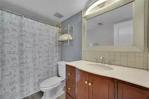 116 Lake Emerald Dr, Oakland Park, FL 33309 - Photo 11