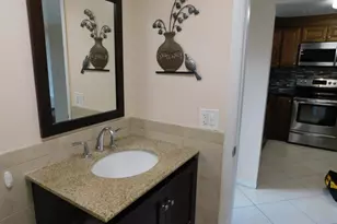 9580 Sunrise Lakes Blvd, Sunrise, FL 33322 - Photo 7