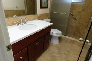 9580 Sunrise Lakes Blvd, Sunrise, FL 33322 - Photo 23