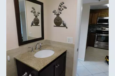 9580 Sunrise Lakes Boulevard #202, Sunrise, FL 33322 - Photo 7