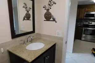 9580 Sunrise Lakes Blvd, Sunrise, FL 33322 - Photo 7