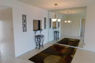 9580 Sunrise Lakes Blvd, Sunrise, FL 33322 - Photo 17