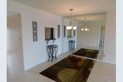 9580 Sunrise Lakes Boulevard #202, Sunrise, FL 33322 - Photo 17