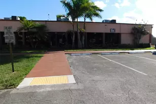 9580 Sunrise Lakes Blvd, Sunrise, FL 33322 - Photo 49