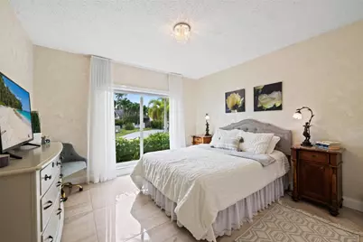 4906 N Travelers Palm Lane, Tamarac, FL 33319 - Photo 13