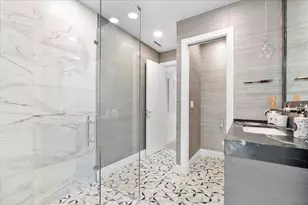 9 Tahoe Ln, Sea Ranch Lakes, FL 33308 - Photo 35