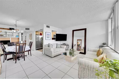 9061 Sunrise Lakes Boulevard #102, Sunrise, FL 33322 - Photo 3