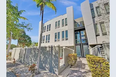 703 SE 16th Court, Fort Lauderdale, FL 33316 - Photo 1