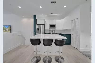 703 SE 16th Court, Fort Lauderdale, FL 33316 - Photo 5