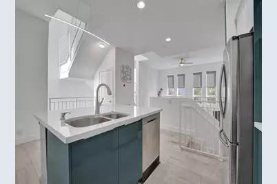 703 SE 16th Court, Fort Lauderdale, FL 33316 - Photo 7