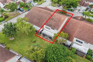 7602 Pinewalk Dr Unit, Margate, FL 33063 - Photo 5