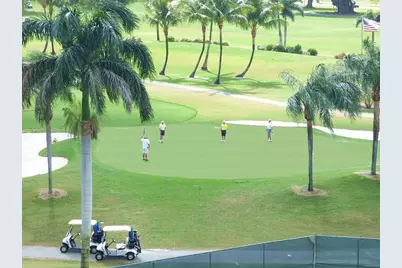 291 S Hollybrook Drive #305, Pembroke Pines, FL 33025 - Photo 17