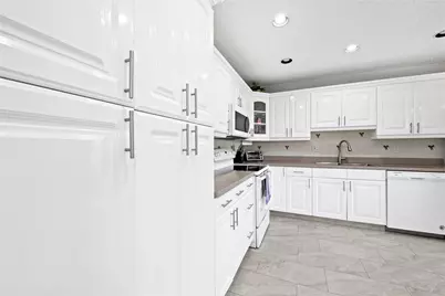 1621 NW 20th Avenue #203, Delray Beach, FL 33445 - Photo 3