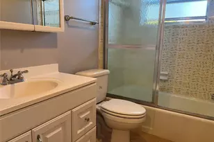 4151 NW 41st St, Lauderdale Lakes, FL 33319 - Photo 21