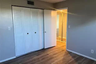 4151 NW 41st St, Lauderdale Lakes, FL 33319 - Photo 13