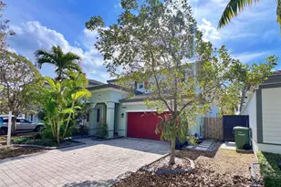 2872 NE 1st Dr, Homestead, FL 33033 - Photo 3