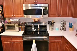 2872 NE 1st Dr, Homestead, FL 33033 - Photo 17