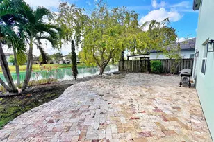 2872 NE 1st Dr, Homestead, FL 33033 - Photo 57