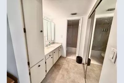 1101 Colony Point Circle #220, Pembroke Pines, FL 33026 - Photo 27