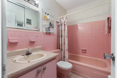2106 NE 56th Court #204, Fort Lauderdale, FL 33308 - Photo 9