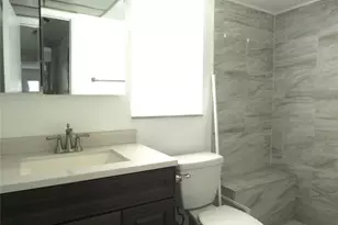 8460 Sunrise Lakes Blvd, Sunrise, FL 33322 - Photo 5