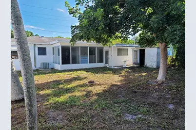 119 10 Street, Hallandale Beach, FL 33009 - Photo 1