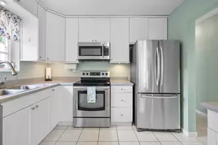 3241 SW 23rd Ct, Fort Lauderdale, FL 33312 - Photo 9