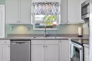 3241 SW 23rd Ct, Fort Lauderdale, FL 33312 - Photo 11